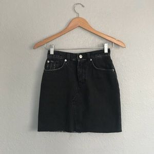 High-waist jeans cut-off mini skirt